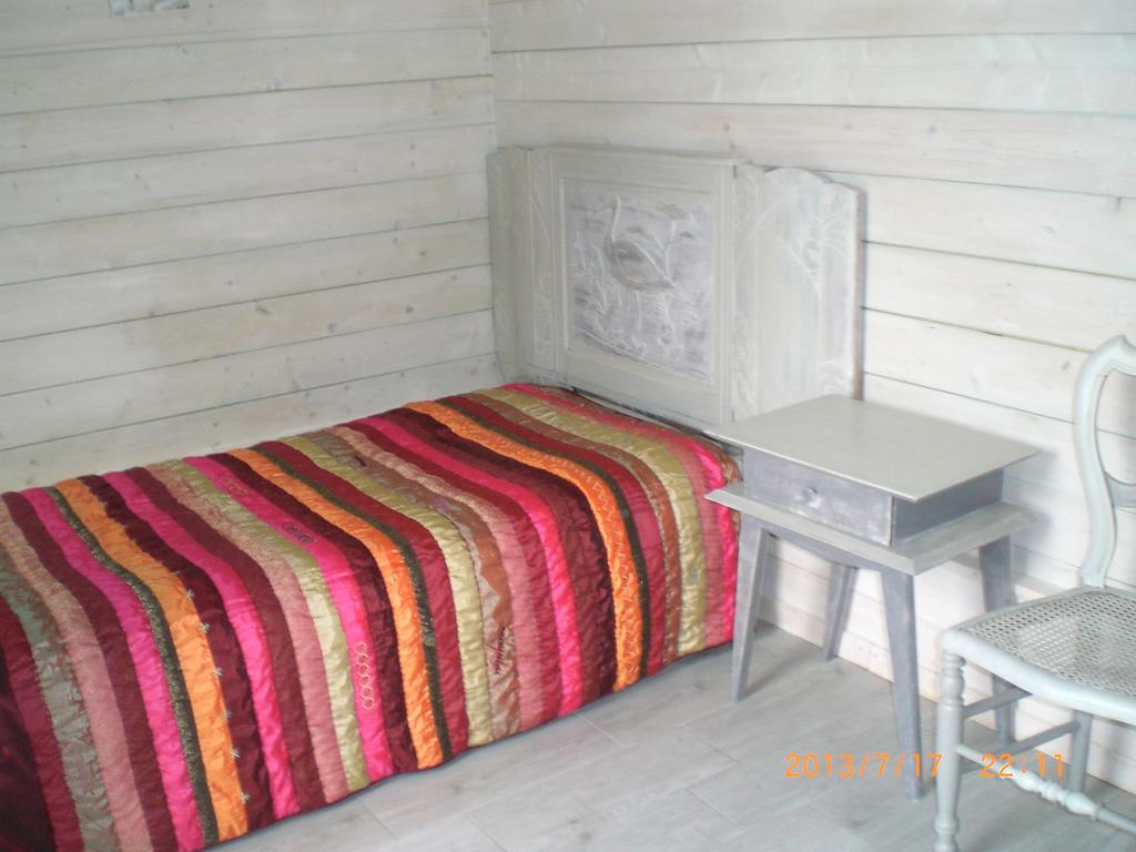 Chambres d'Hôtes Le Clos des Senteurs Malemort Extérieur photo